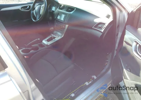 2014 Nissan Sentra Sr z USA, uszkodzony, nr VIN 3N1AB7AP9EY283324